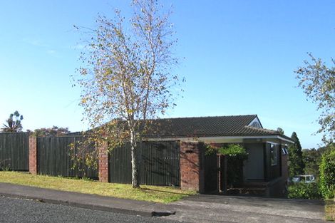 Photo of property in 34 Raymond Terrace, Northcote, Auckland, 0627