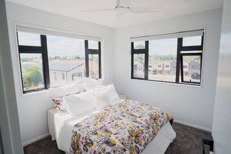 Photo of property in 79c Kindergarten Drive, Conifer Grove, Takanini, 2112