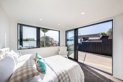 Photo of property in 2 Ronaki Road, Mission Bay, Auckland, 1071