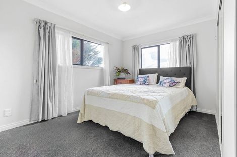 Photo of property in 128 Collins Road, Melville, Hamilton, 3206