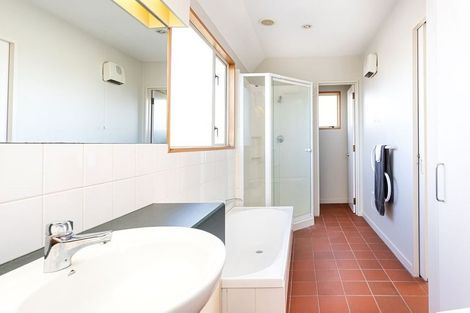 Photo of property in 1b Bradshaw Terrace, Riccarton, Christchurch, 8011