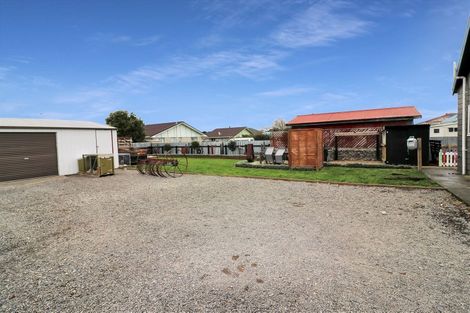 Photo of property in 52 Burns Street, Dannevirke, 4930