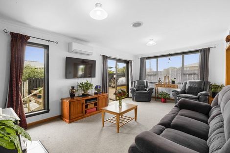 Photo of property in 28 Kingsford Street, Bell Block, New Plymouth, 4312