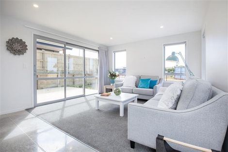 Photo of property in 61 Cyrus Street, Whalers Gate, New Plymouth, 4310