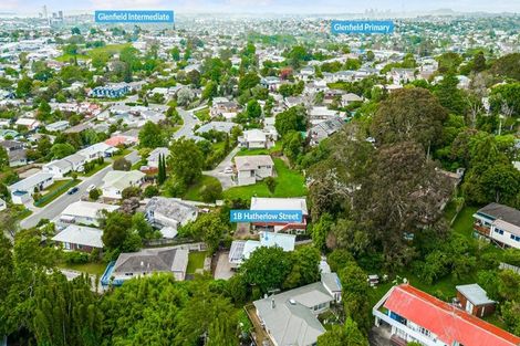 Photo of property in 2/1 Hatherlow Street, Glenfield, Auckland, 0629