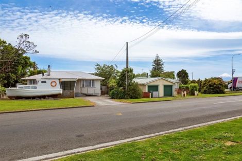 Photo of property in 2 Denby Road, Hawera, 4610