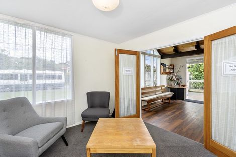 Photo of property in 35 Ocean Road, Paekakariki, 5034