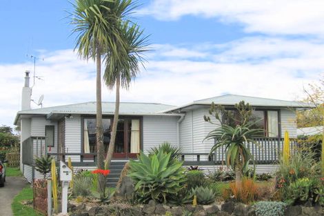 Photo of property in 13 Bristol Avenue, Brookfield, Tauranga, 3110