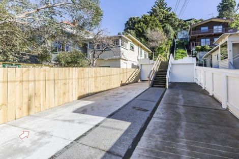 Photo of property in 38 Severn Street, Island Bay, Wellington, 6023