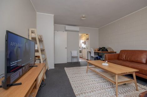 Photo of property in 2/46 School Road, Morningside, Auckland, 1021
