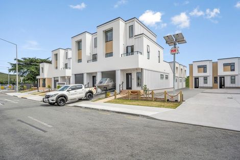 Photo of property in 2 Pascoe Avenue, Paremata, Porirua, 5026