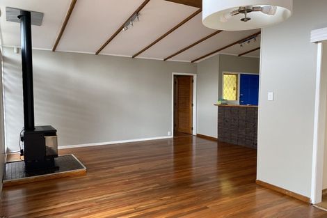 Photo of property in 3 Pixie Place, Pakuranga Heights, Auckland, 2010