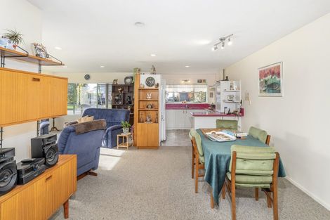 Photo of property in 16 Meadow Drive, Whitianga, 3510