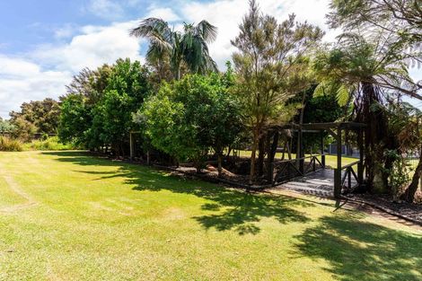 Photo of property in 81a Jack Boyd Drive, Mangawhai Heads, Kaiwaka, 0573