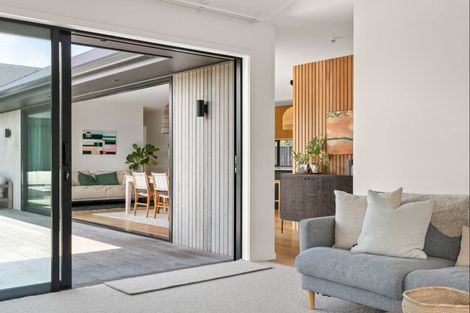 Photo of property in 17 Sandy Cove, Wainui, Gisborne, 4010