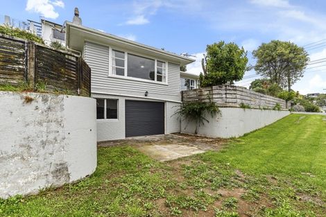 Photo of property in 388 Saint Aubyn Street, Moturoa, New Plymouth, 4310