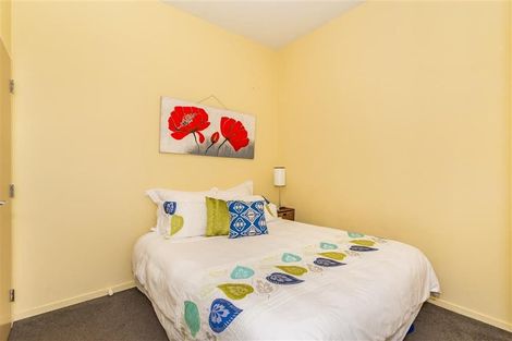 Photo of property in Metro Apartments, 8/220 Thorndon Quay, Pipitea, Wellington, 6011