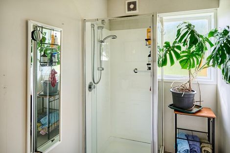 Photo of property in 138 Paekakariki Hill Road, Pauatahanui, Porirua, 5381