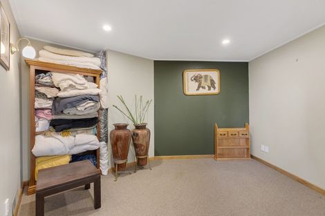 Photo of property in 19 Jensen Street, Hokowhitu, Palmerston North, 4410