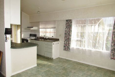 Photo of property in 6 Lowes Place, Solway, Masterton, 5810