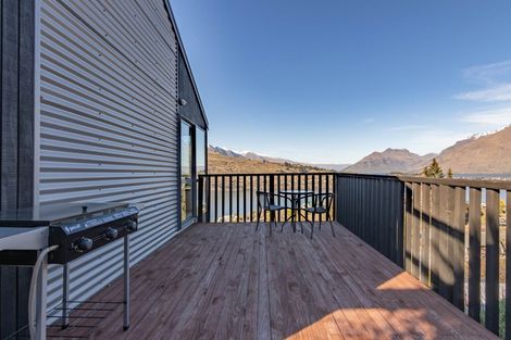 Photo of property in 9 Woodlands Close, Queenstown, 9300