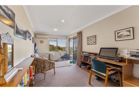 Photo of property in 6 Norfolk Place, Stoke, Nelson, 7011