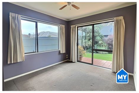 Photo of property in 215 Frimley Oaks, Frimley, Hastings, 4120