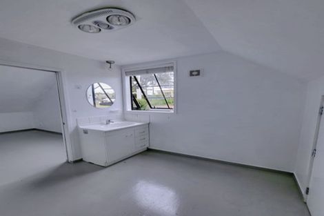 Photo of property in 1/17 Sandown Road, Rothesay Bay, Auckland, 0630