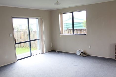 Photo of property in 27f Breckons Avenue, Nawton, Hamilton, 3200