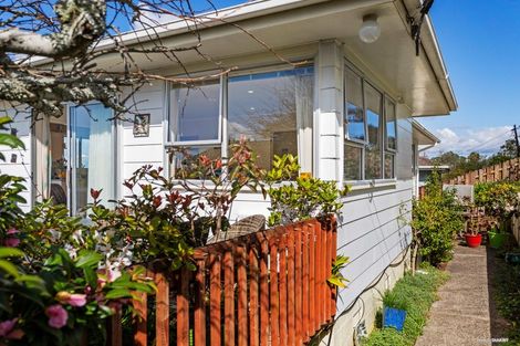 Photo of property in 257 Sunset Road, Sunnynook, Auckland, 0632