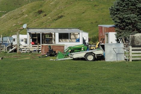 Photo of property in 2257 Coast Road, Pongaroa, 4991