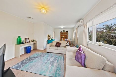 Photo of property in 1/93 Beach Road, Pahurehure, Papakura, 2113