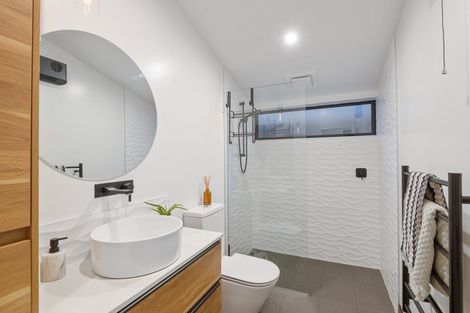 Photo of property in 98 Osborne Street, Waltham, Christchurch, 8011