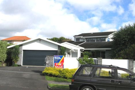Photo of property in 37 Simmental Crescent, Somerville, Auckland, 2014