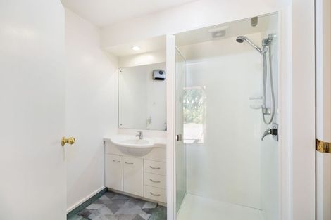 Photo of property in 14a Von Place, Fernhill, Queenstown, 9300