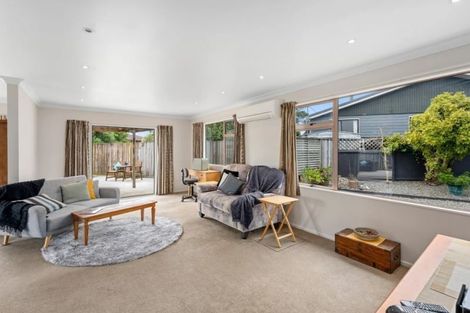 Photo of property in 25 Kanawa Street, Waikanae, 5036