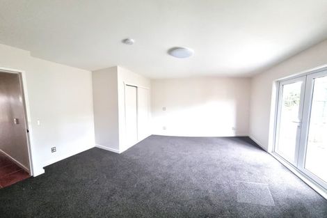 Photo of property in 11 Lawson Place, Mount Victoria, Wellington, 6011