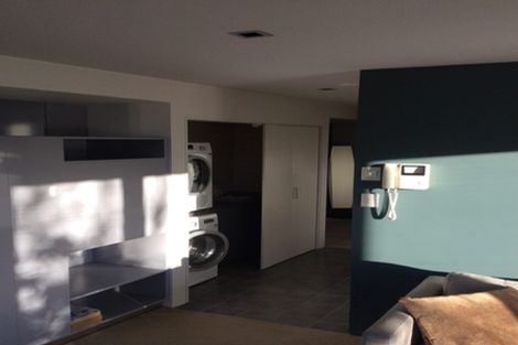 Photo of property in 33c Cranmer Square, Christchurch Central, Christchurch, 8013