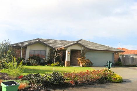 Photo of property in 11 Atworth Way, Burswood, Auckland, 2013
