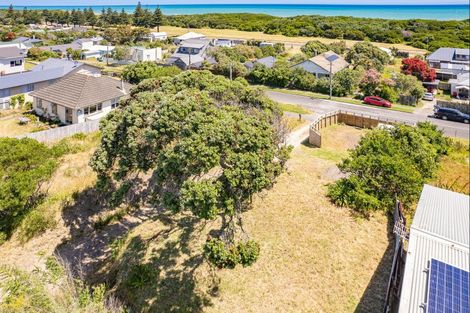 Photo of property in 62 Karaka Street, Castlecliff, Whanganui, 4501