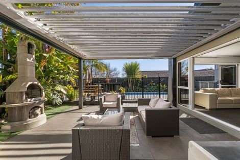 Photo of property in 8 Caldera Close, Pyes Pa, Tauranga, 3112