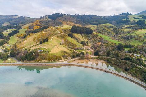 Photo of property in 21 Blanket Bay Road, Sawyers Bay, Port Chalmers, 9023