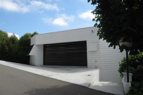 Photo of property in 19 Inverness Lane, Redcliffs, Christchurch, 8081