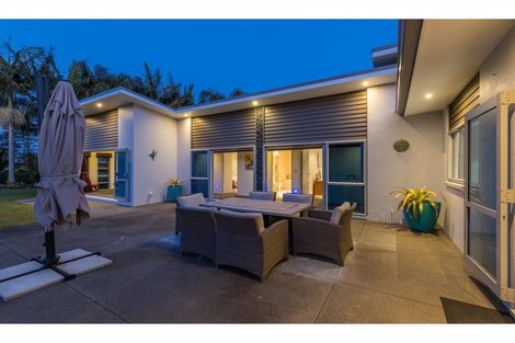 Photo of property in 1 Kotare Heights, Kerikeri, 0230