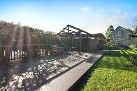 Photo of property in 150 Bleakhouse Road, Mellons Bay, Auckland, 2014