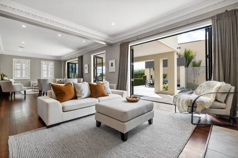 Photo of property in 16 Selwyn Avenue, Mission Bay, Auckland, 1071