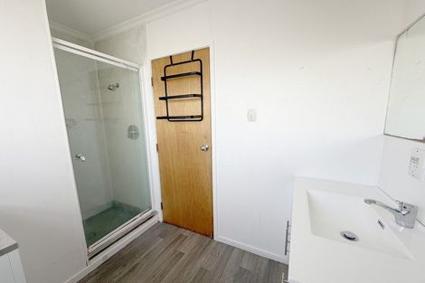 Photo of property in 8a Banks Street, Marfell, New Plymouth, 4310