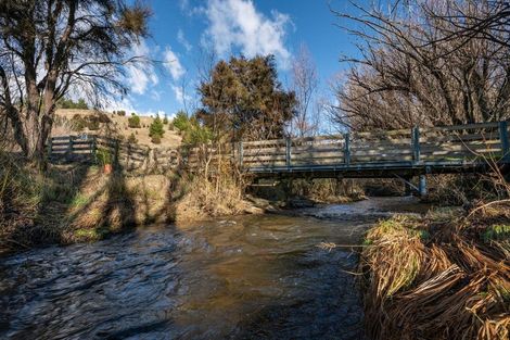 Photo of property in 3 Midrun Lane, Luggate, 9382