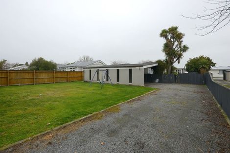 Photo of property in 77 Ayers Street, Rangiora, 7400