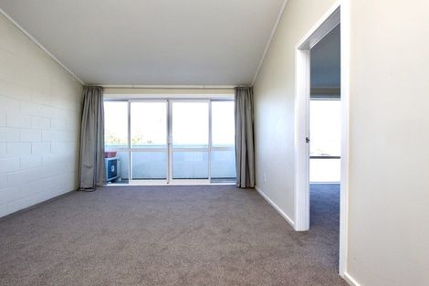 Photo of property in 6/267 Pages Road, Wainoni, Christchurch, 8061